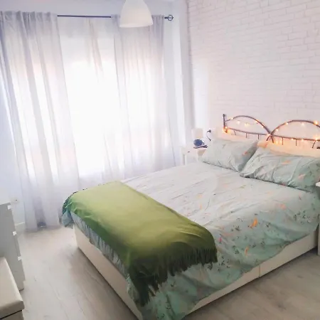 Precioso Piso Centrico Reformado 6 Huespedes Con Parking Avilés