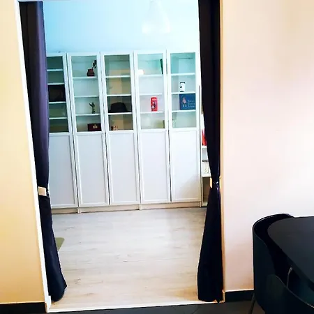Precioso Piso Centrico Reformado 6 Huespedes Con Parking Apartment Avilés