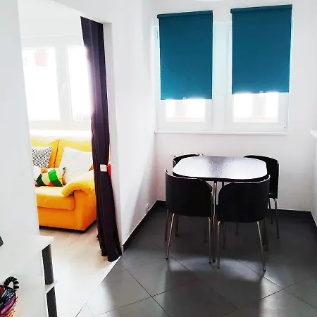 Precioso Piso Centrico Reformado 6 Huespedes Con Parking *