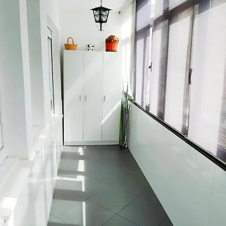 Daire Precioso Piso Centrico Reformado 6 Huespedes Con Parking Avilés