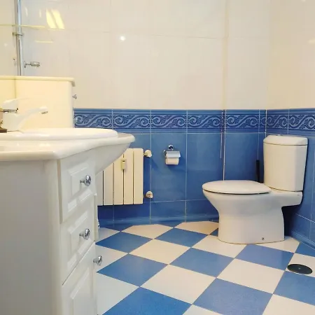 Precioso Piso Centrico Reformado 6 Huespedes Con Parking Daire *