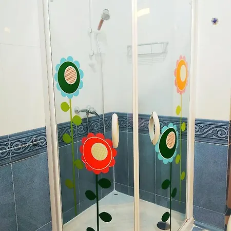 Precioso Piso Centrico Reformado 6 Huespedes Con Parking Daire